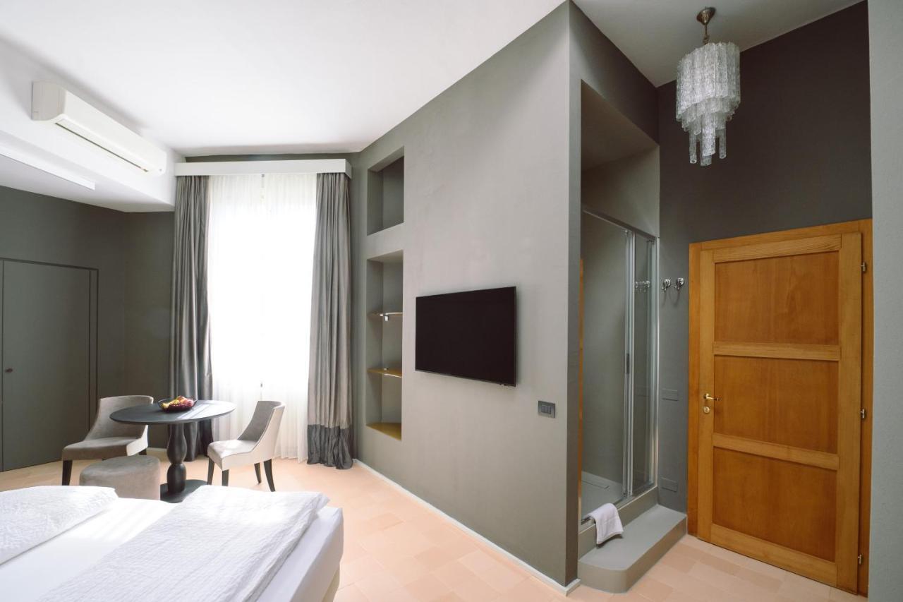 Palazzo Froussard B&B And Living Lucca Exterior photo